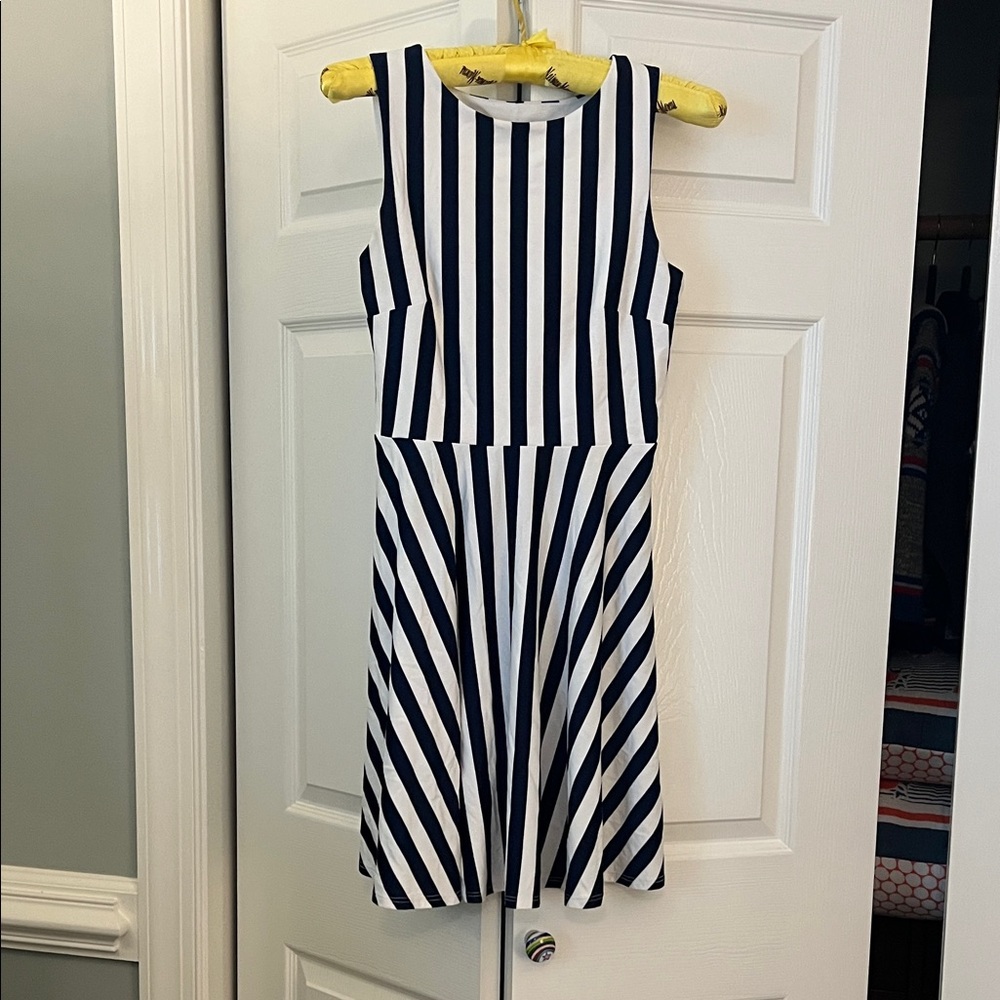 Susana Monaco Navy & White Striped Fit & Flare Dress | Flattering + Stretchy | S